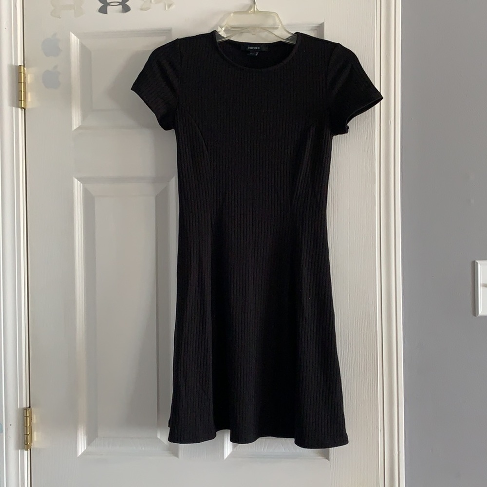 black ribbed dress